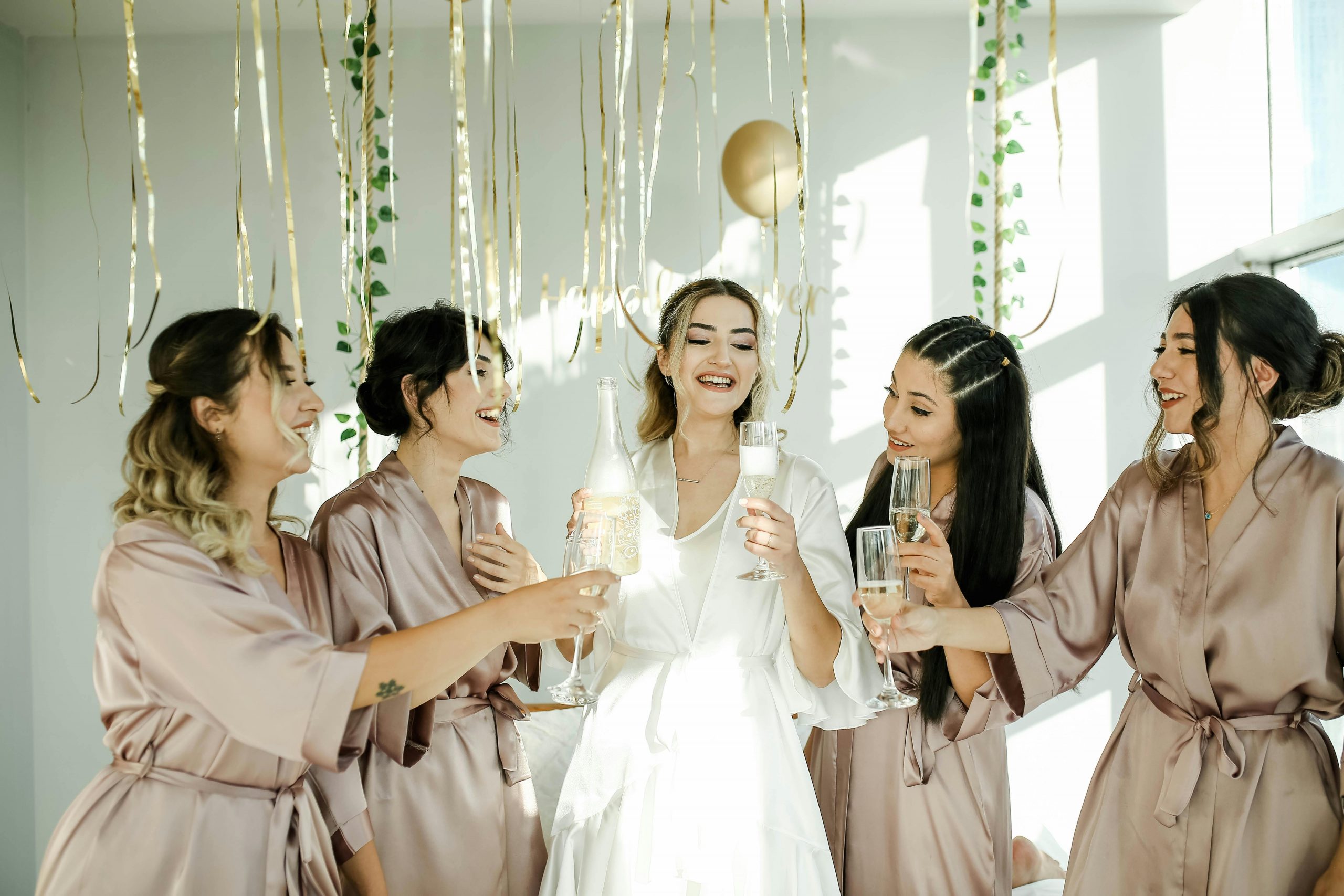 Bridal Shower vs Bachelorette Party: Key Differences & Planning Tips